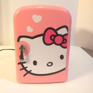 Rare Hello Kitty Personal Refrigerator that cools and warms.